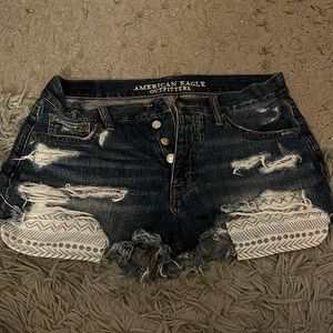 american eagle shorts , size 4 , denim color with patterned pockets